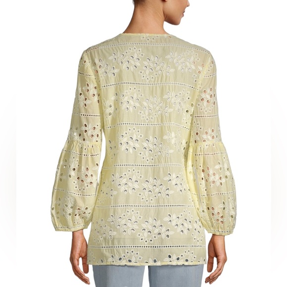 EUC Chico’s Embellished Eyelet Top (GMH D-1) - Picture 2 of 14